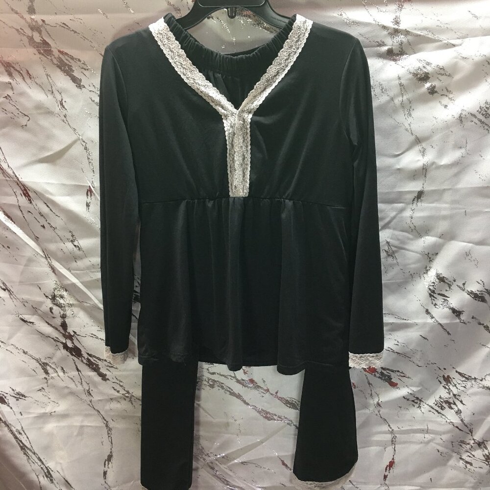 Women's Black & White Lace Pajama Set